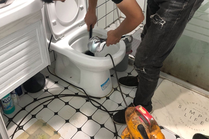 包河疏通下水道